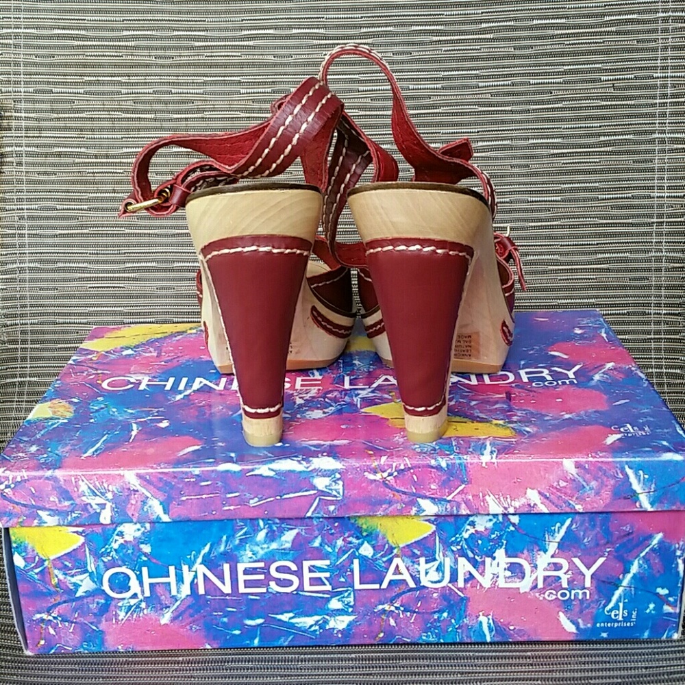 Chinese Laundry Wood and Leather Heels;-) - Picture 3 of 8